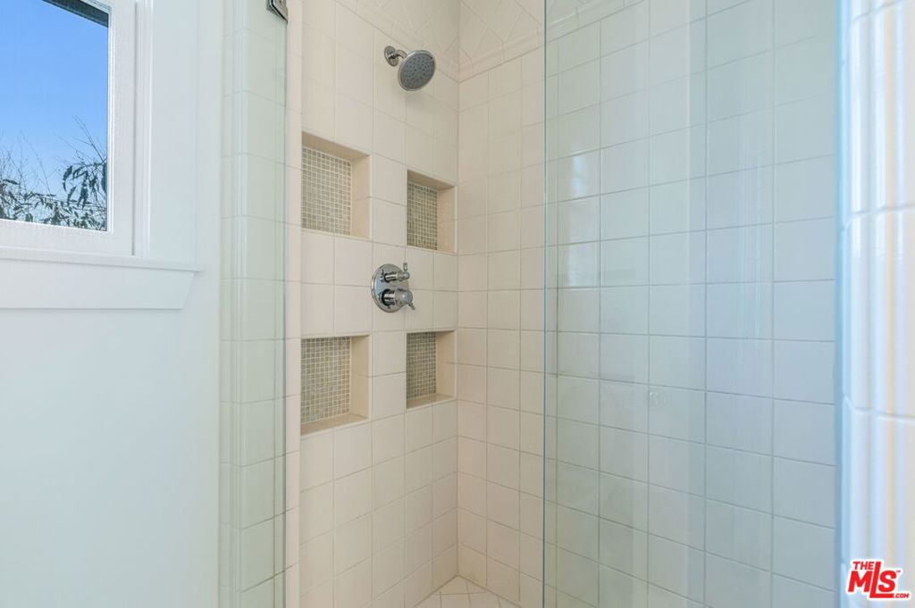 1014 El Medio Avenue Property Photo 32