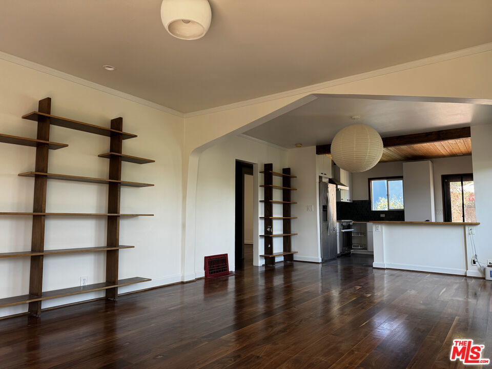 2257 Earl Street Property Photo 12