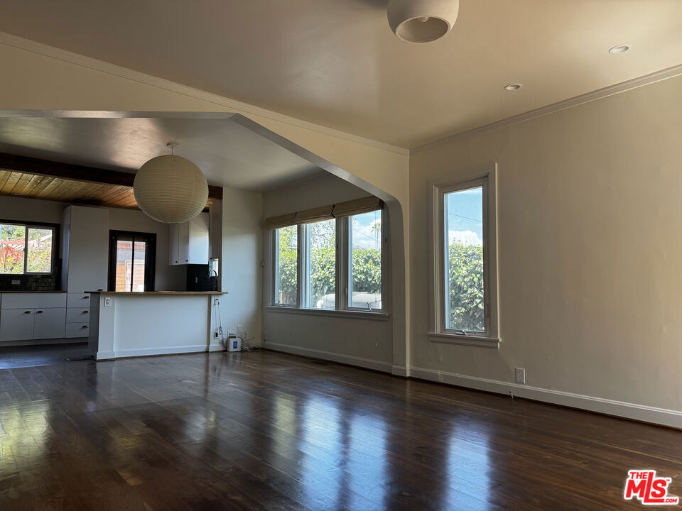 2257 Earl Street Property Photo 14