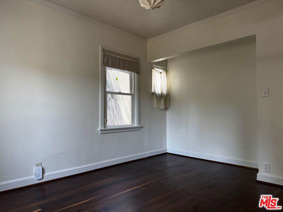 2257 Earl Street Property Photo 27