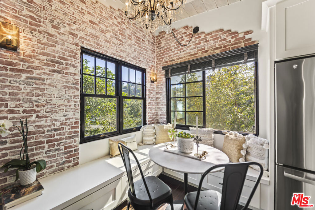 6335 Grape Place Property Photo 10