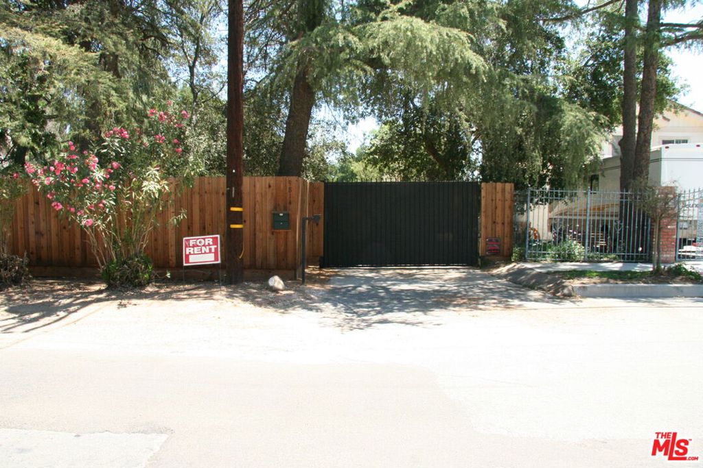 9814 Baden Avenue Property Photo 1
