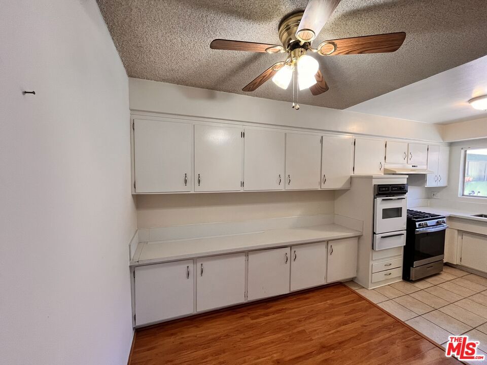 4447 Ocean View Boulevard Property Photo 29