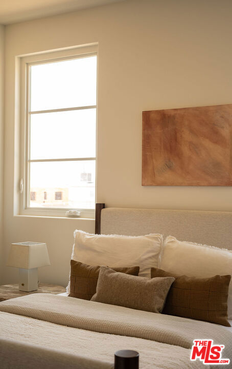 1062 Beverly Way Property Photo 24