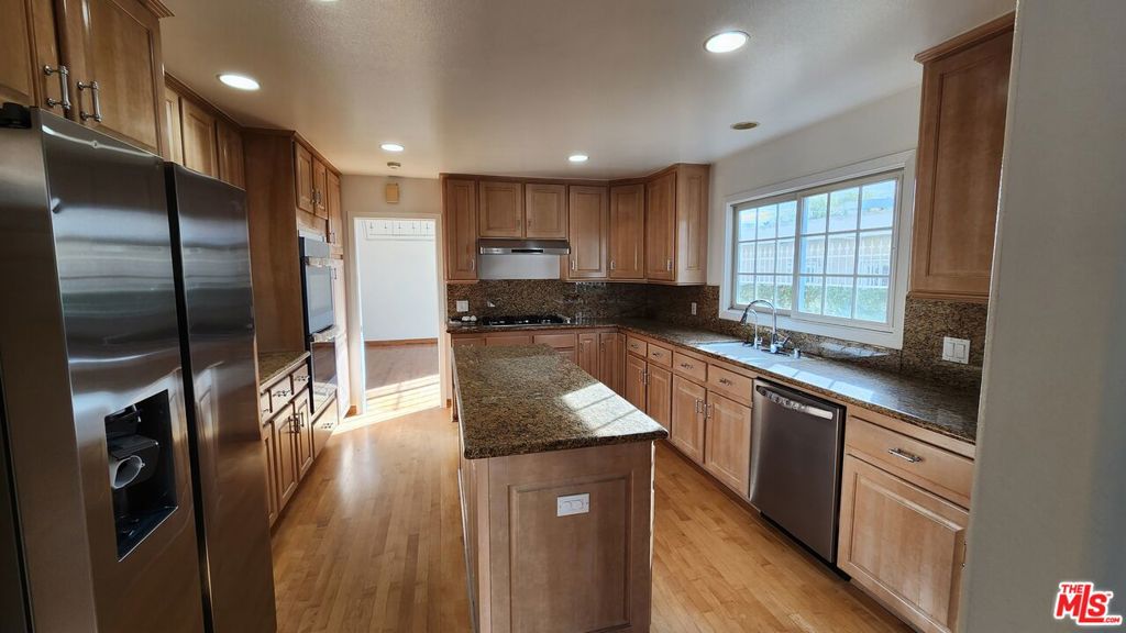 109 N Maple Drive Property Photo 6
