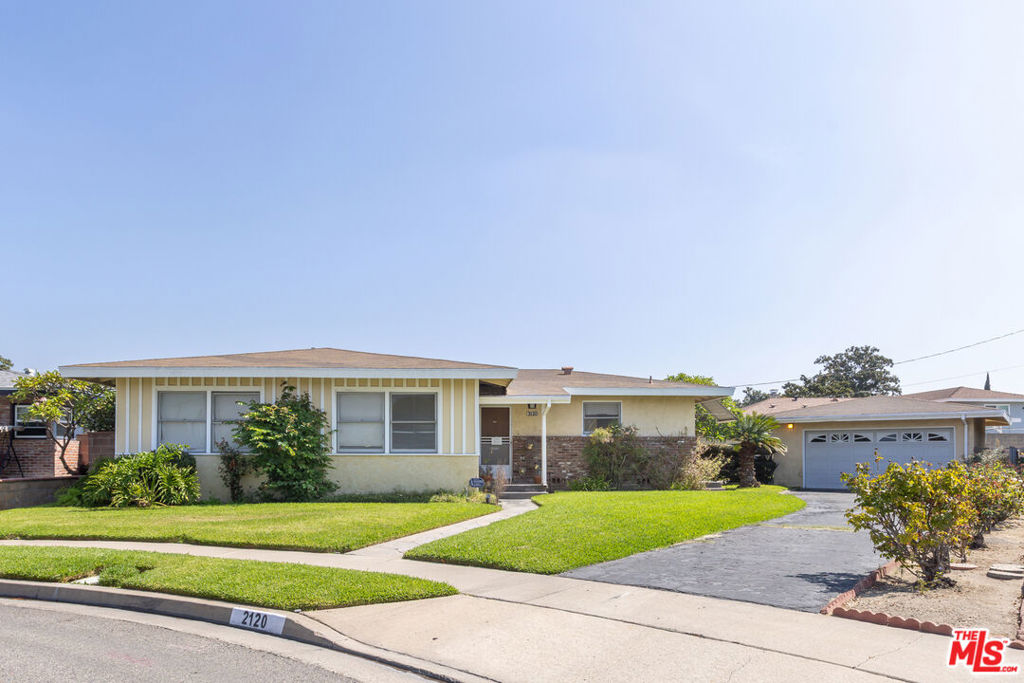 2120 E Napa Place Property Photo 1