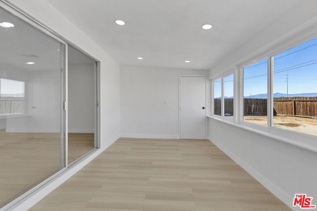 18166 Lilac Road Property Photo 12