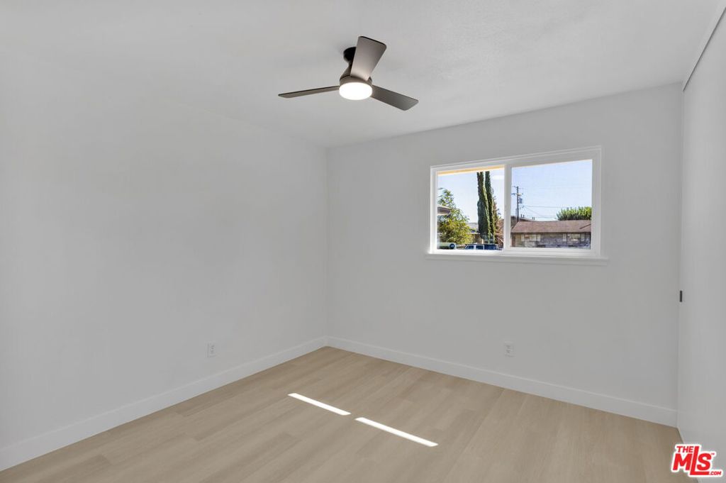 18166 Lilac Road Property Photo 16