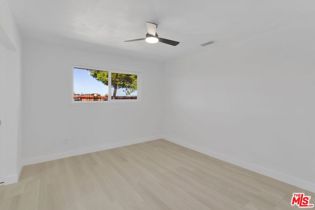 18166 Lilac Road Property Photo 25