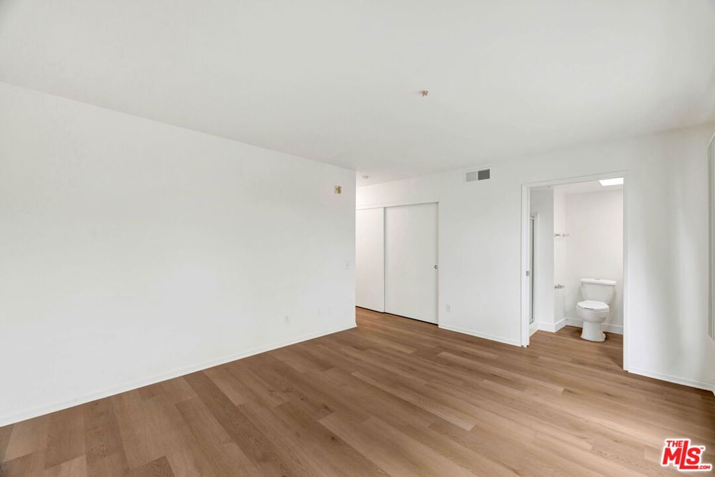 1144 12th Street 307 Property Photo 15