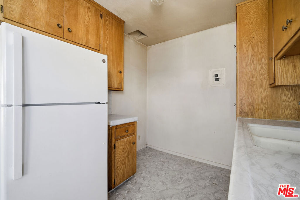 1631 Granville Avenue Property Photo 17