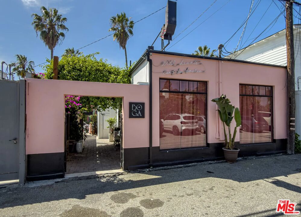 1415 Abbot Kinney Boulevard Property Photo 1