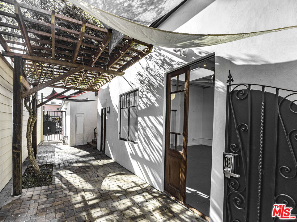 1415 Abbot Kinney Boulevard Property Photo 13