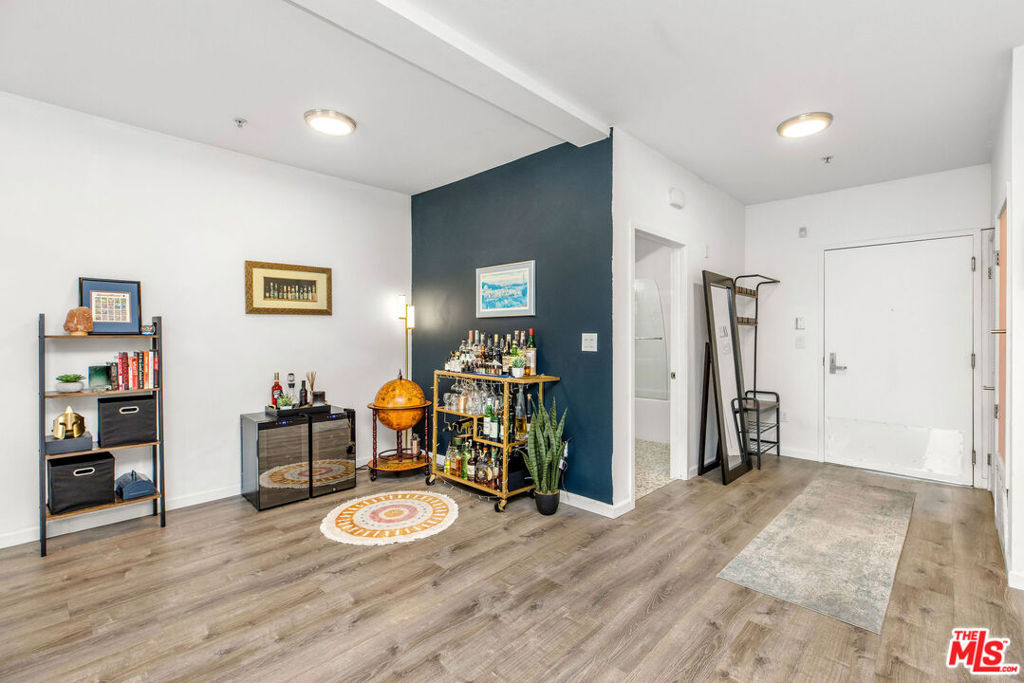 4215 Glencoe Avenue 206 Property Photo 11