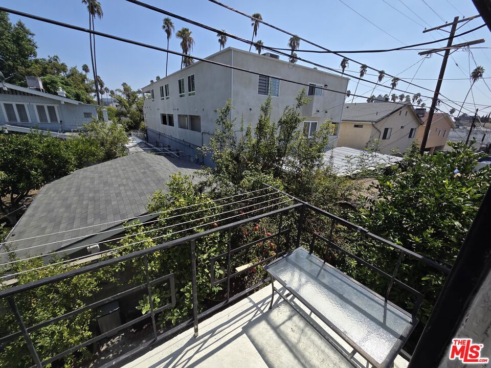 1532 N Harvard Boulevard 8 Property Photo 8