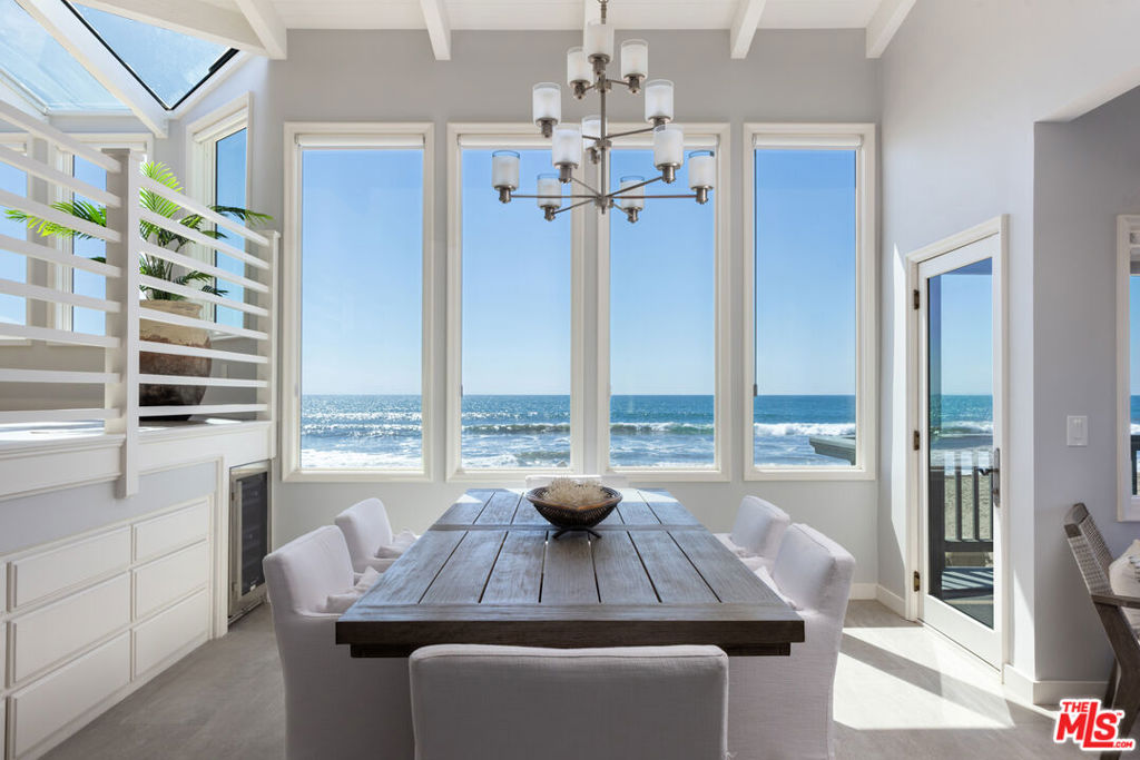 1448 Nathan Lane Property Photo 6