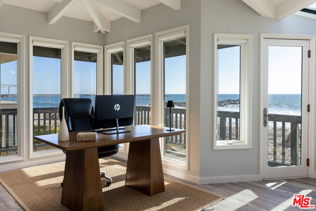 1448 Nathan Lane Property Photo 11