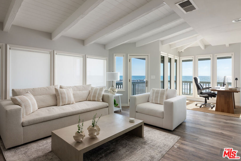 1448 Nathan Lane Property Photo 12