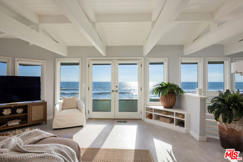 1448 Nathan Lane Property Photo 16