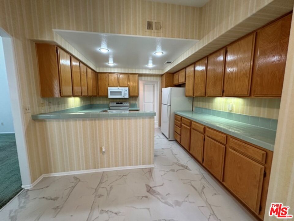 5515 Trevino Way Property Photo 8