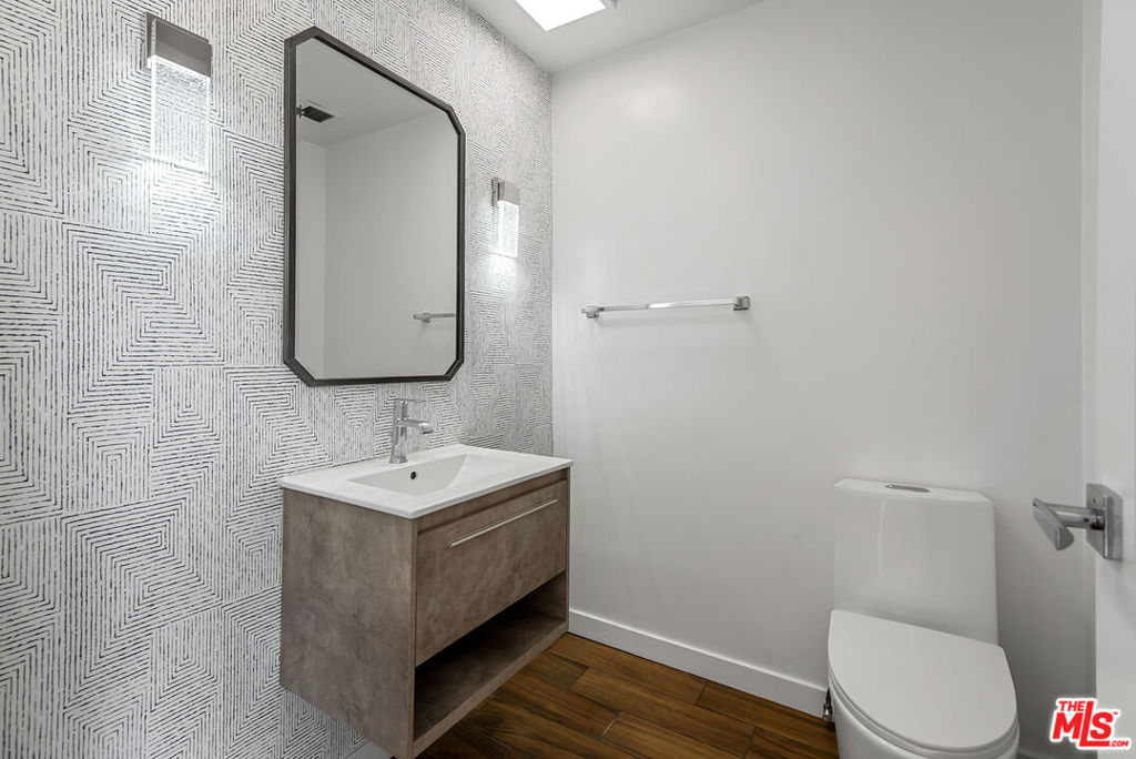 4337 Marina City Drive Ph42 Property Photo 18