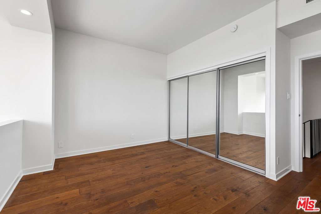4337 Marina City Drive Ph42 Property Photo 21