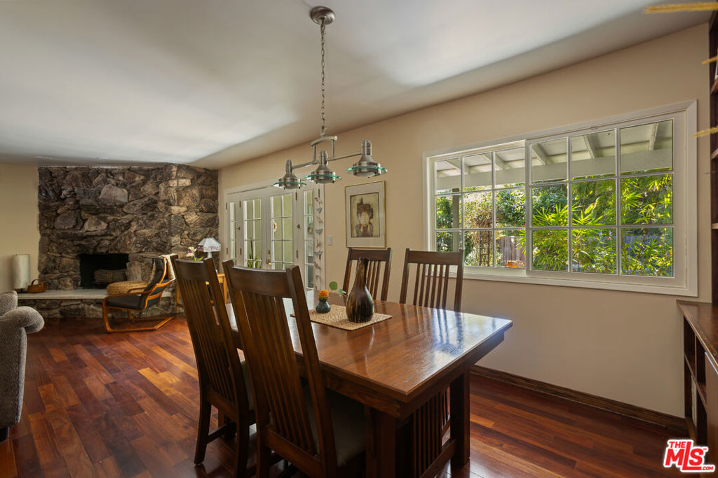 16750 Valerio Street Property Photo 6