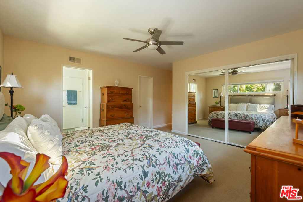 16750 Valerio Street Property Photo 19