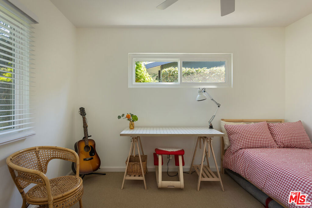 16750 Valerio Street Property Photo 25
