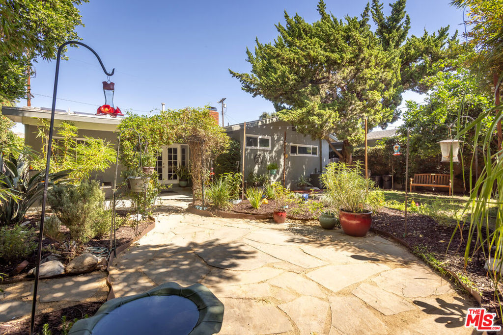 16750 Valerio Street Property Photo 34