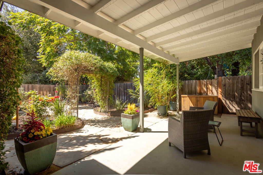 16750 Valerio Street Property Photo 35