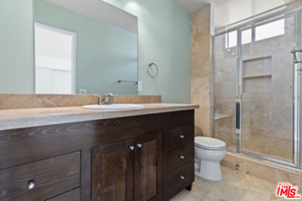 2884 Sawtelle Boulevard 203 Property Photo 6