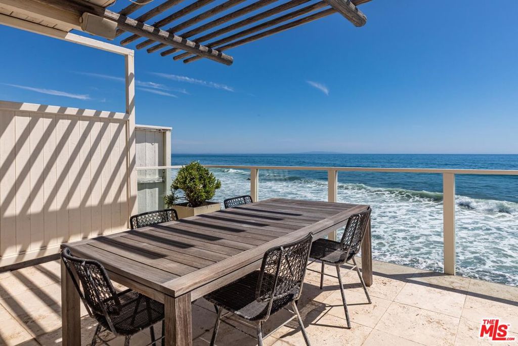24216 Malibu Road Property Photo 15