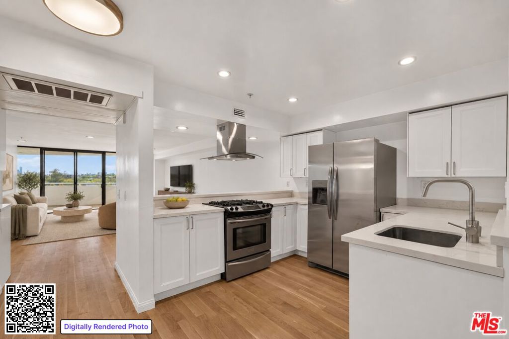 8704 Santa Monica Boulevard Ph3 Property Photo 2