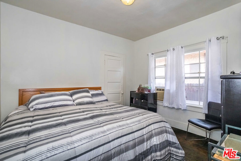 2249 W 29th Street Property Photo 13