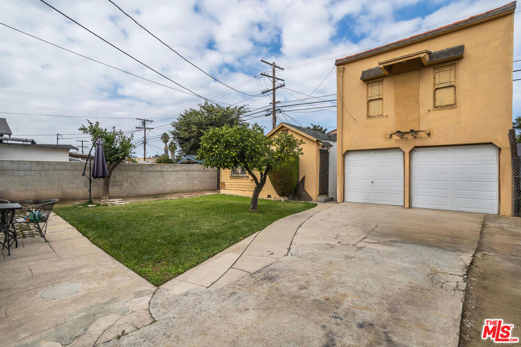 2249 W 29th Street Property Photo 18