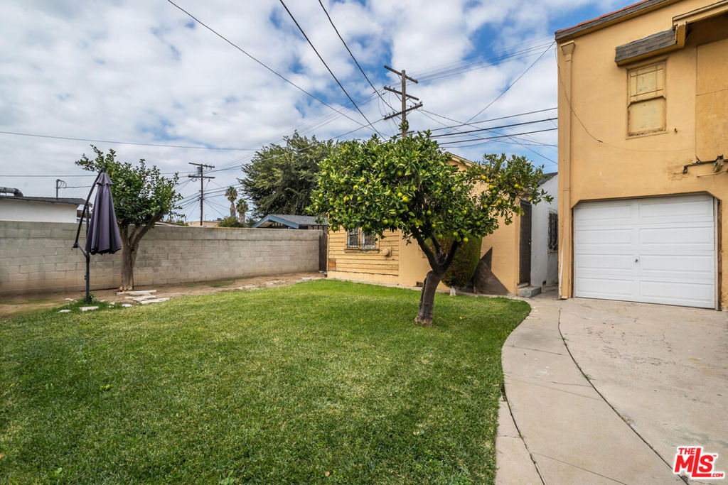 2249 W 29th Street Property Photo 19