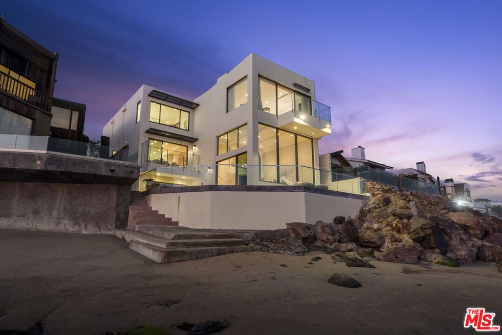 24146 Malibu Road Property Photo 3