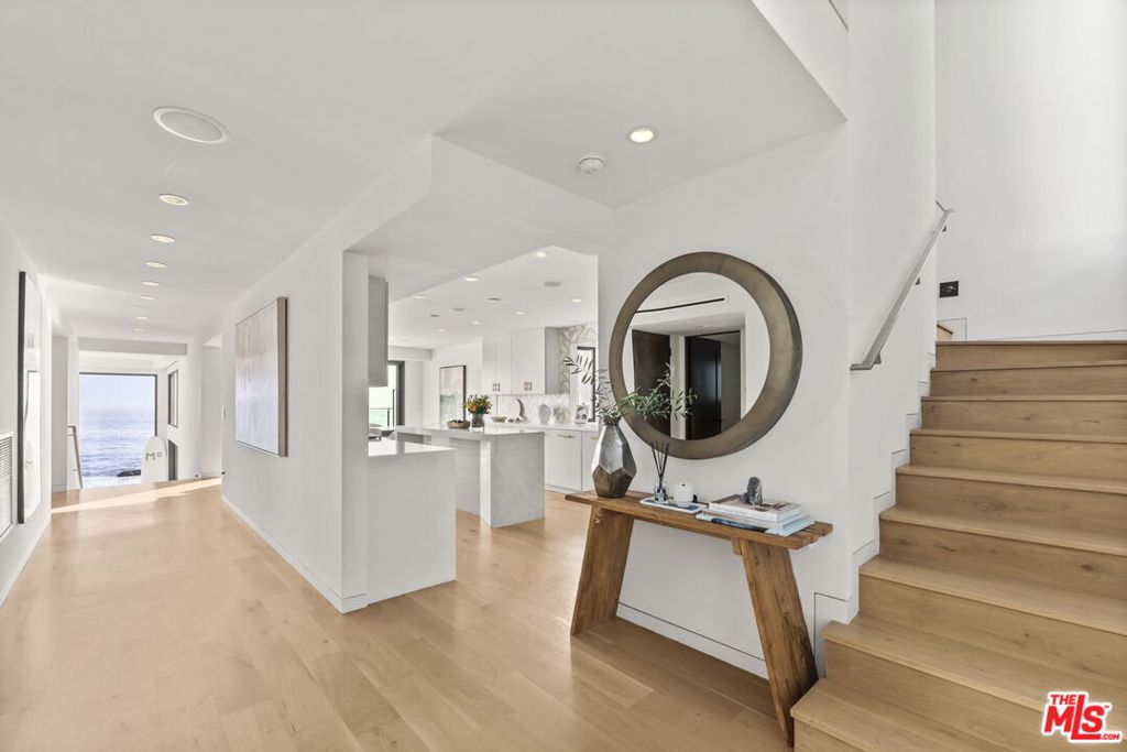 24146 Malibu Road Property Photo 5
