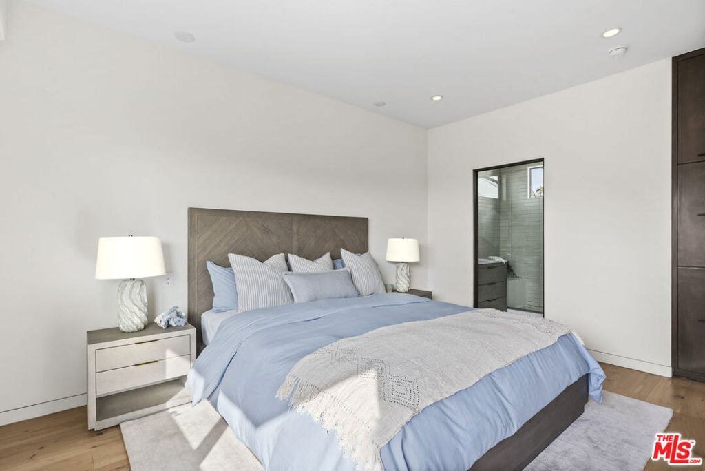 24146 Malibu Road Property Photo 20