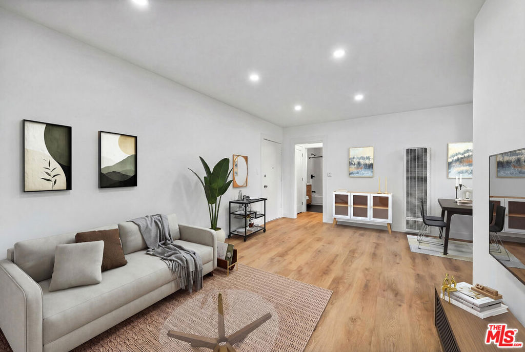 5642 Lexington Avenue Property Photo 14
