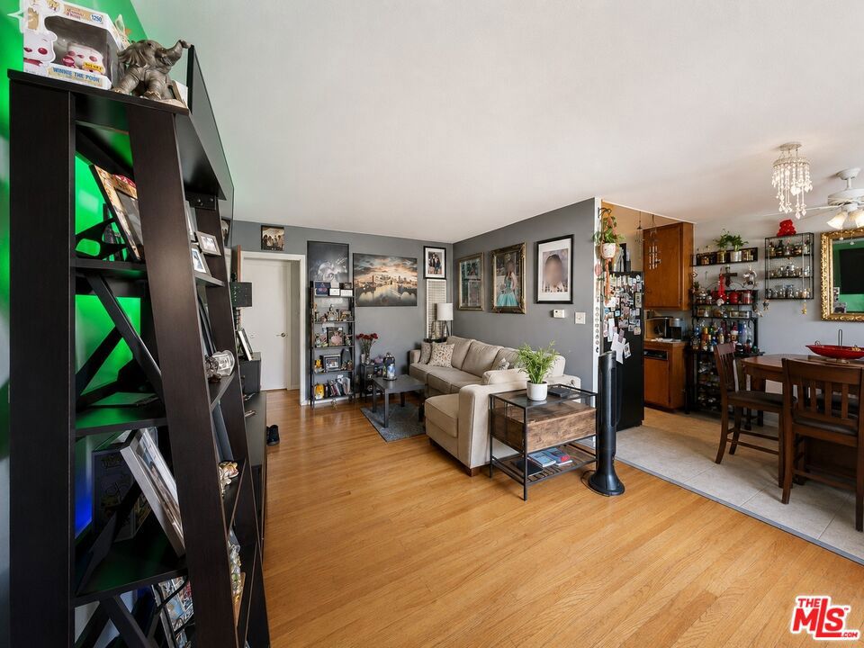 5642 Lexington Avenue Property Photo 30