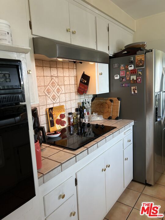 5402 W 57th Street Property Photo 11