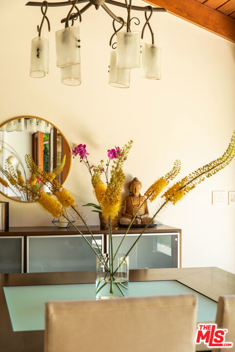 3626 Mandeville Canyon Road Property Photo 13