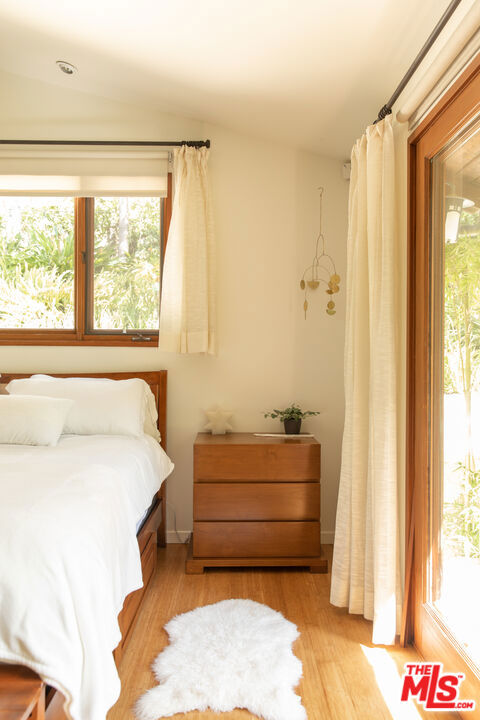 3626 Mandeville Canyon Road Property Photo 23