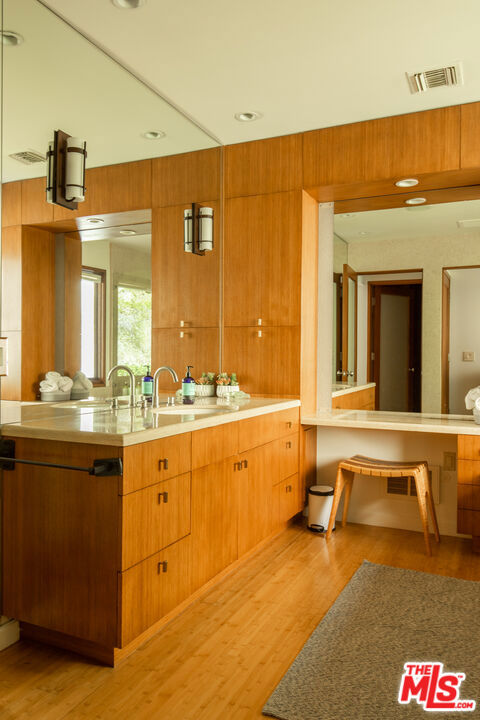 3626 Mandeville Canyon Road Property Photo 29