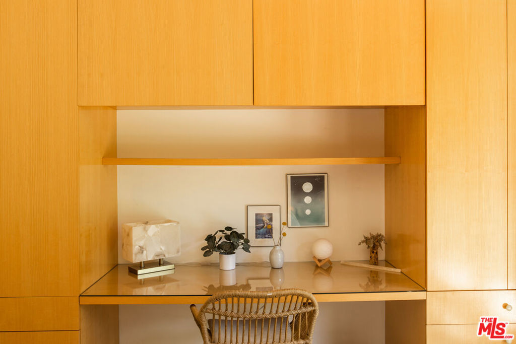 3626 Mandeville Canyon Road Property Photo 33