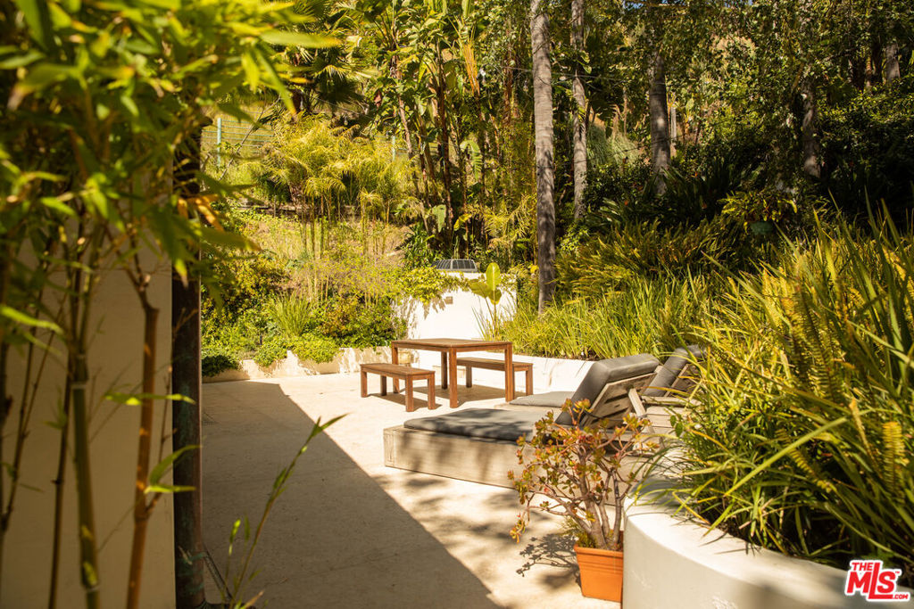 3626 Mandeville Canyon Road Property Photo 52