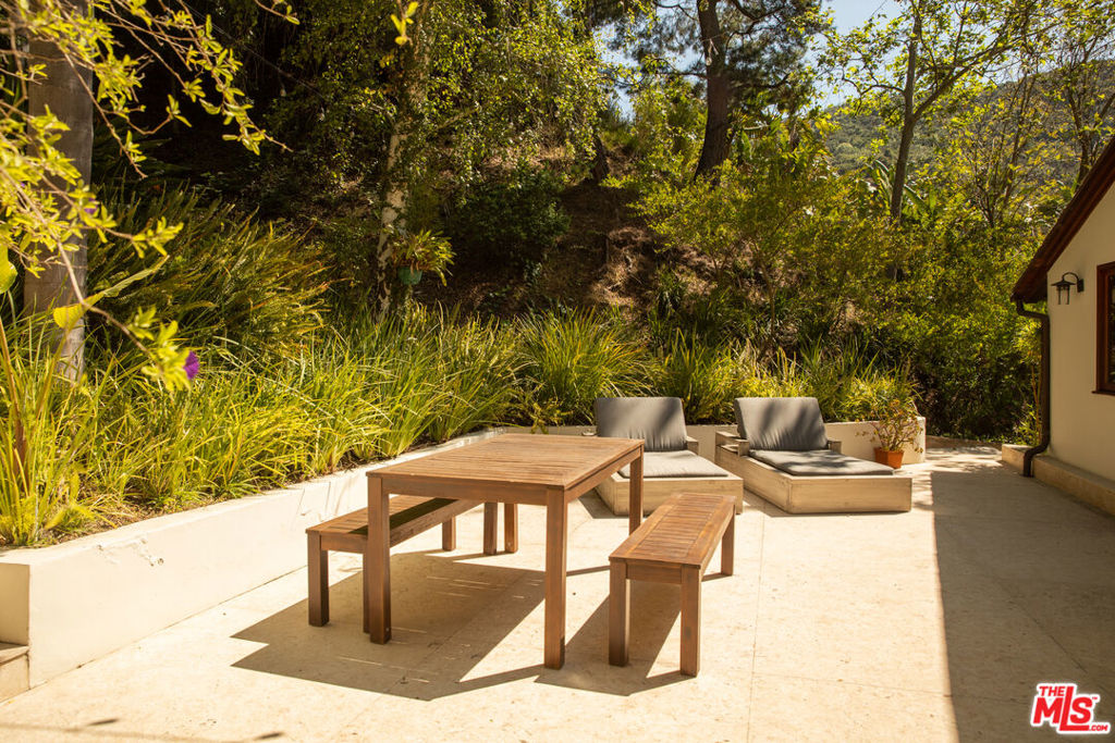 3626 Mandeville Canyon Road Property Photo 53