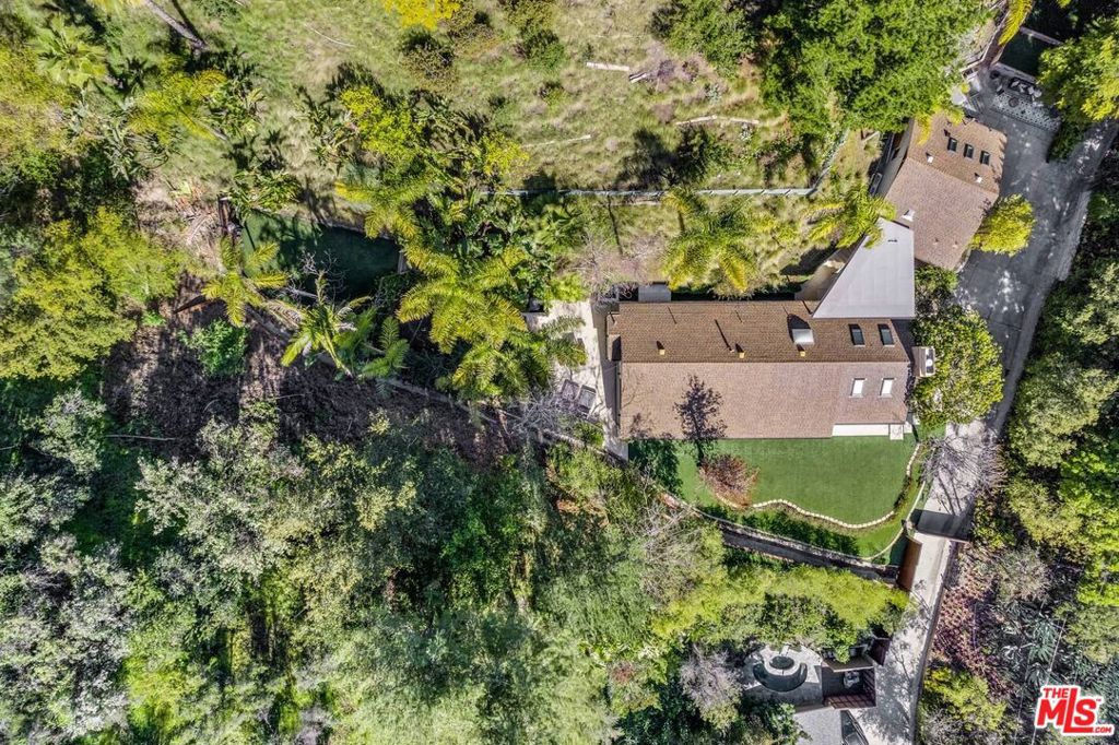 3626 Mandeville Canyon Road Property Photo 69